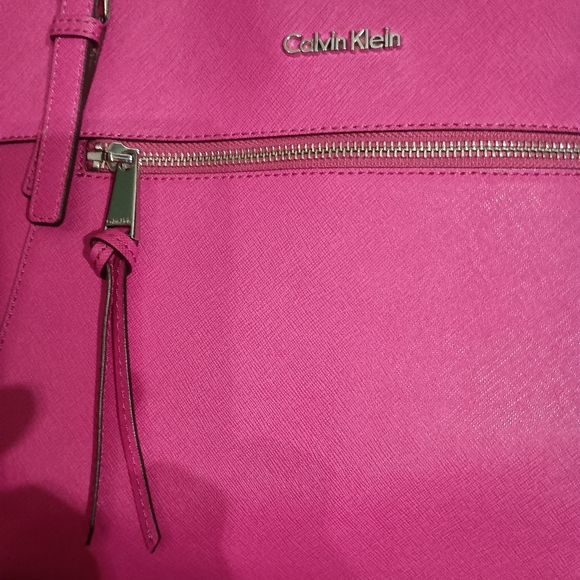 Calvin Klein Ash Tote Bag Faux Saffiano Leather Hot Pink Tote Bag Purse - Picture 3 of 4
